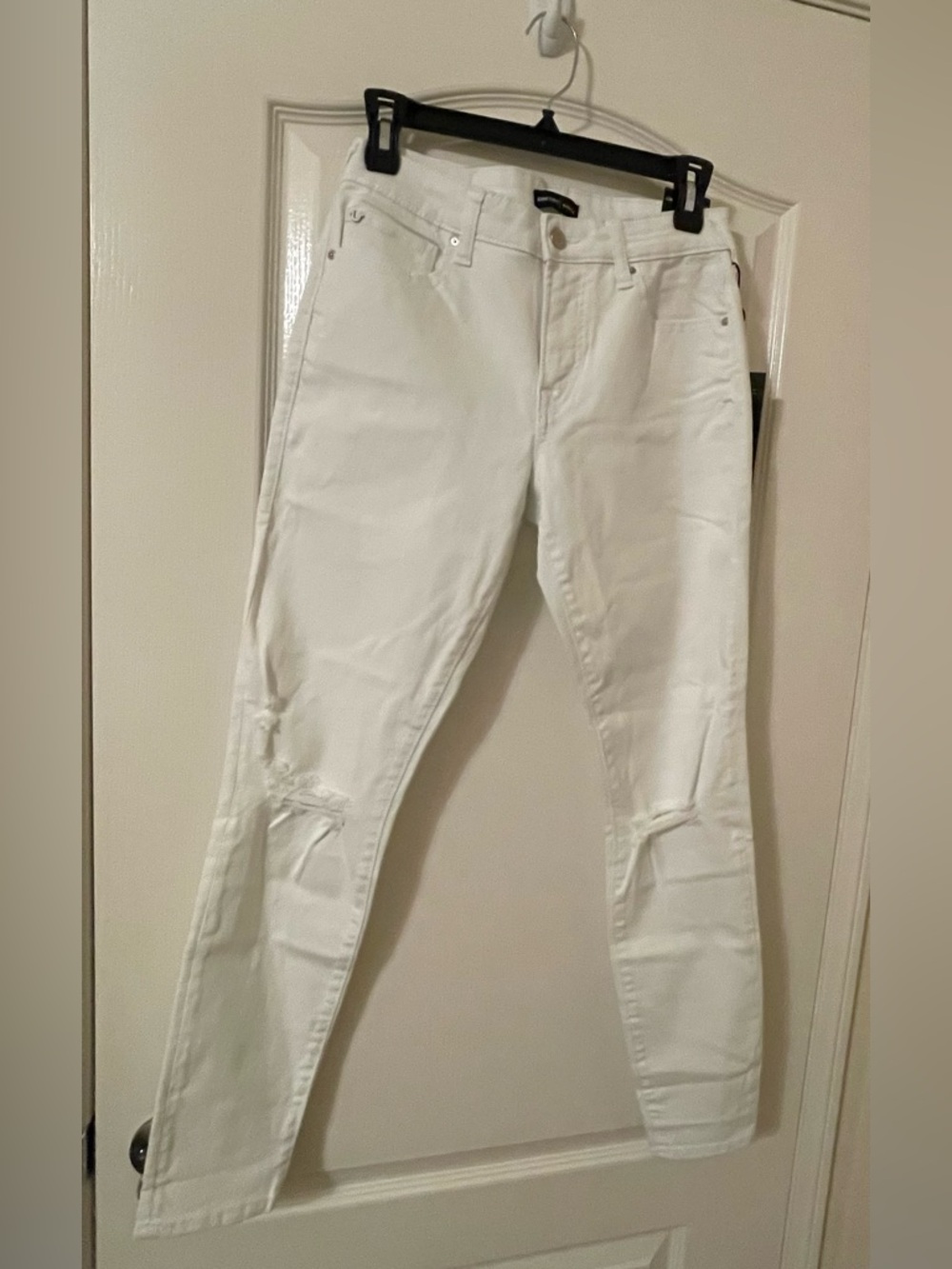 True Religion White Skinny Jeans with Logo Tag